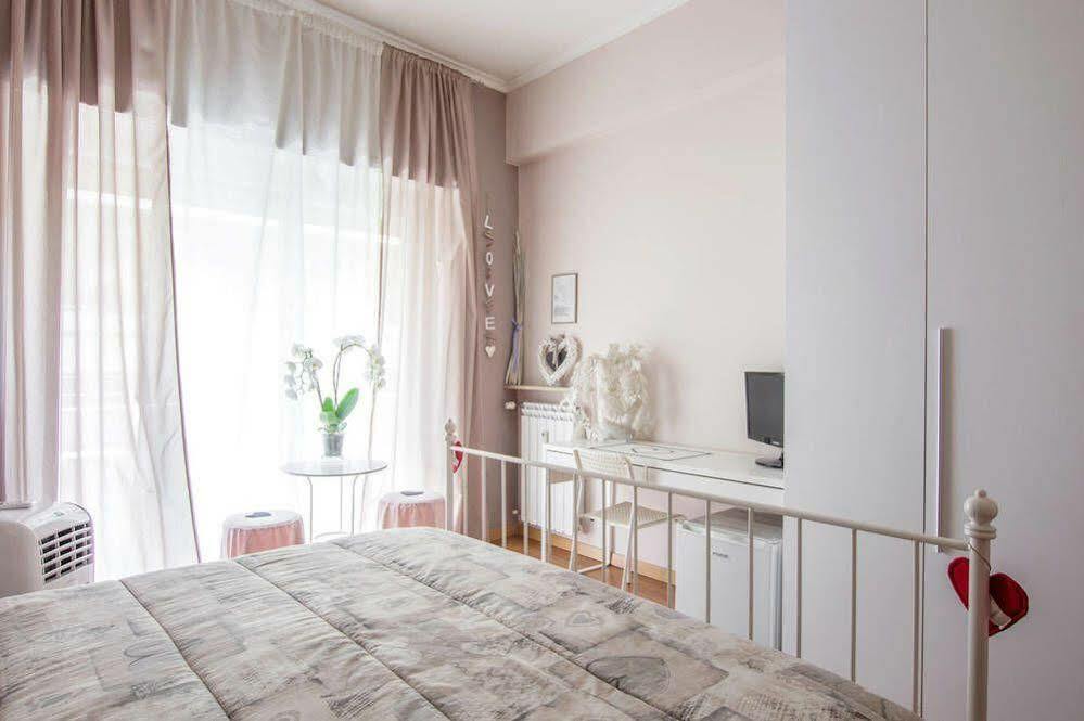 Roma Amor 396 Exteriör bild